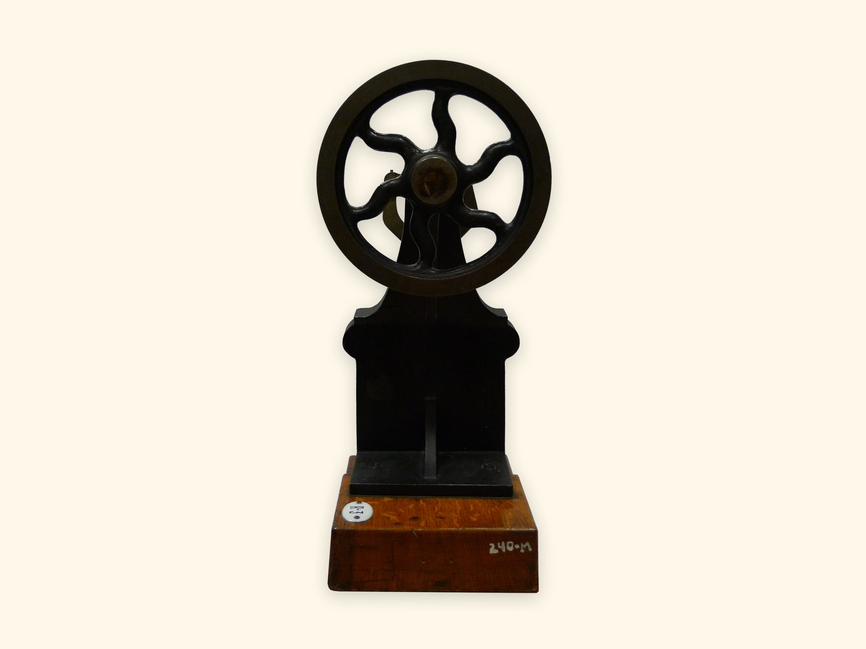 Модель Чебышева (МГТУ)